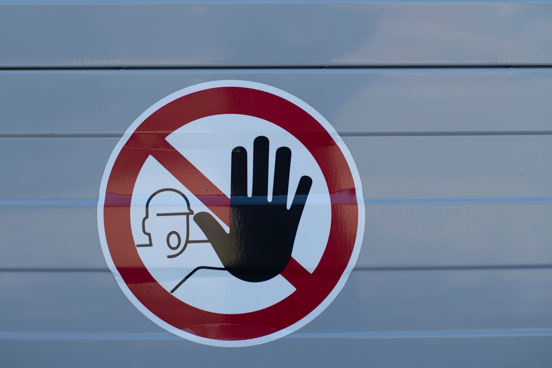 eyebrow canopy signage